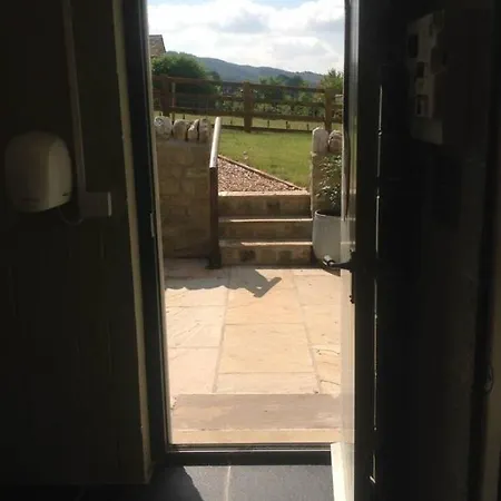 Cozy Glamping Pod A - Adults Only * Kettlewell