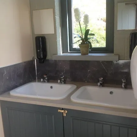 Cozy Glamping Pod A - Adults Only Kettlewell